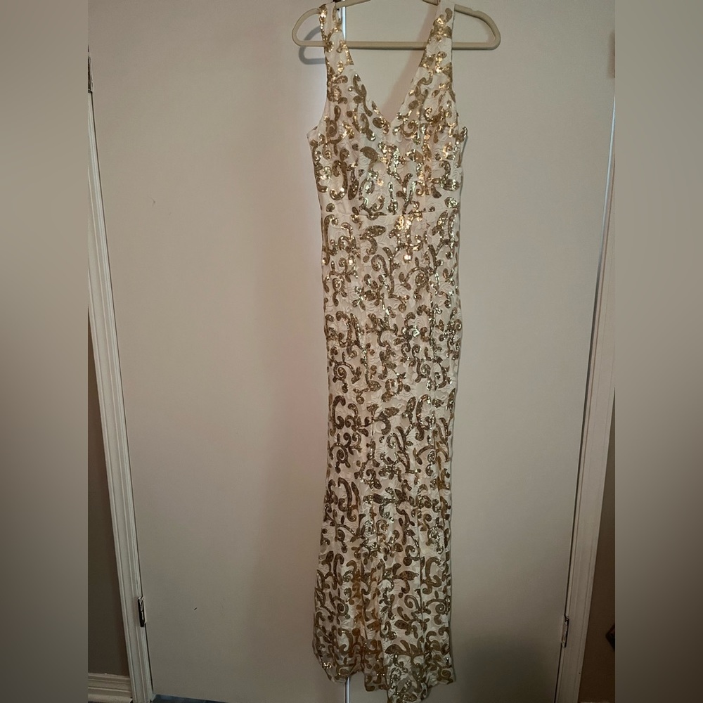City triangle brand gown. Size 11.